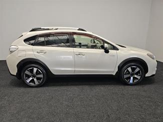 2014 Subaru XV - Thumbnail