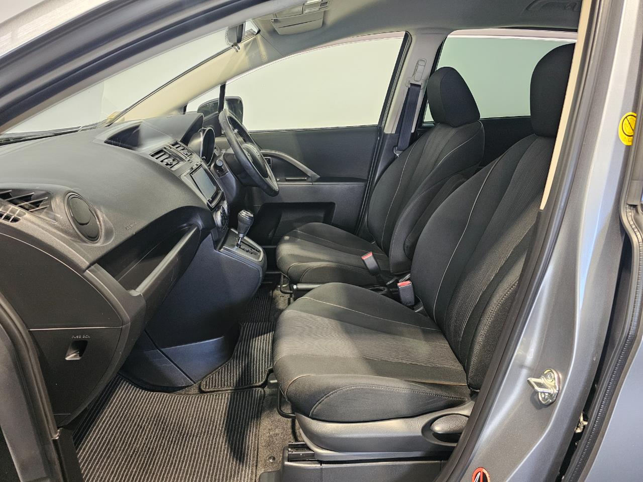 2017 Nissan LAFESTA