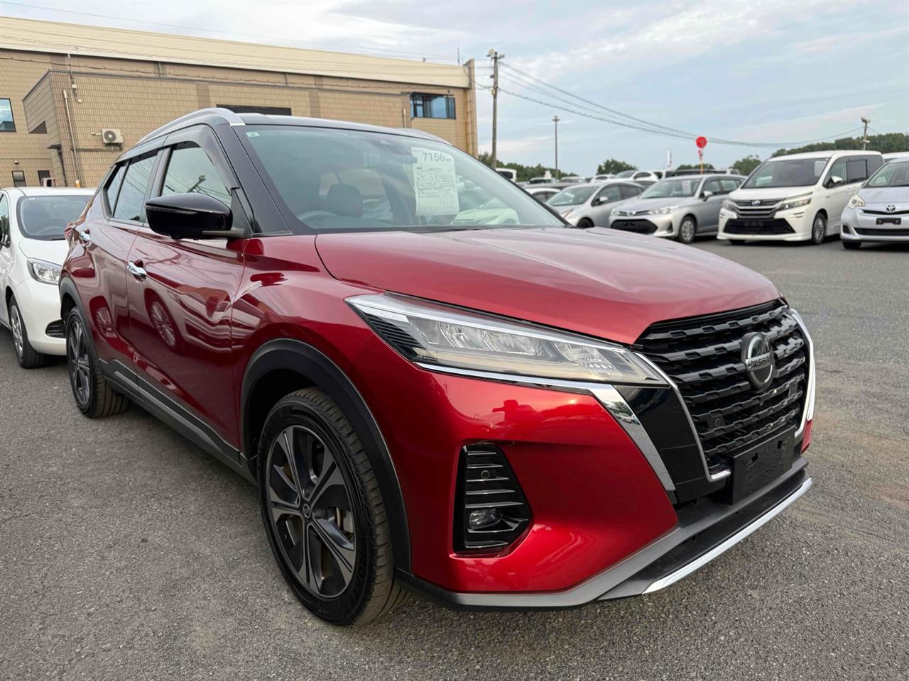 2021 Nissan KICKS