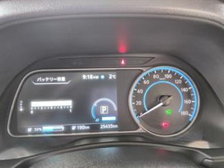 2023 Nissan LEAF - Thumbnail