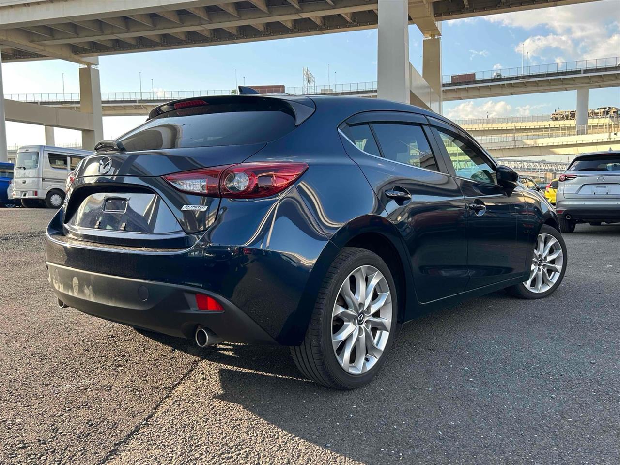 2014 Mazda AXELA