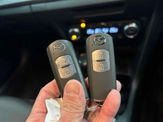 2014 Mazda AXELA - Thumbnail