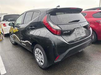 2022 Toyota AQUA - Thumbnail