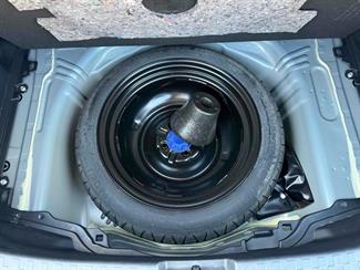 2017 Toyota AQUA - Thumbnail