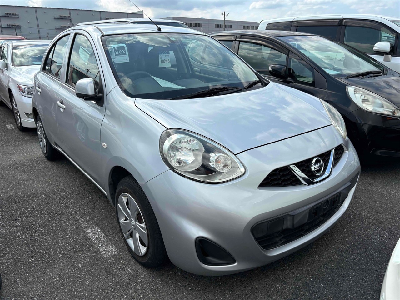2015 Nissan MARCH