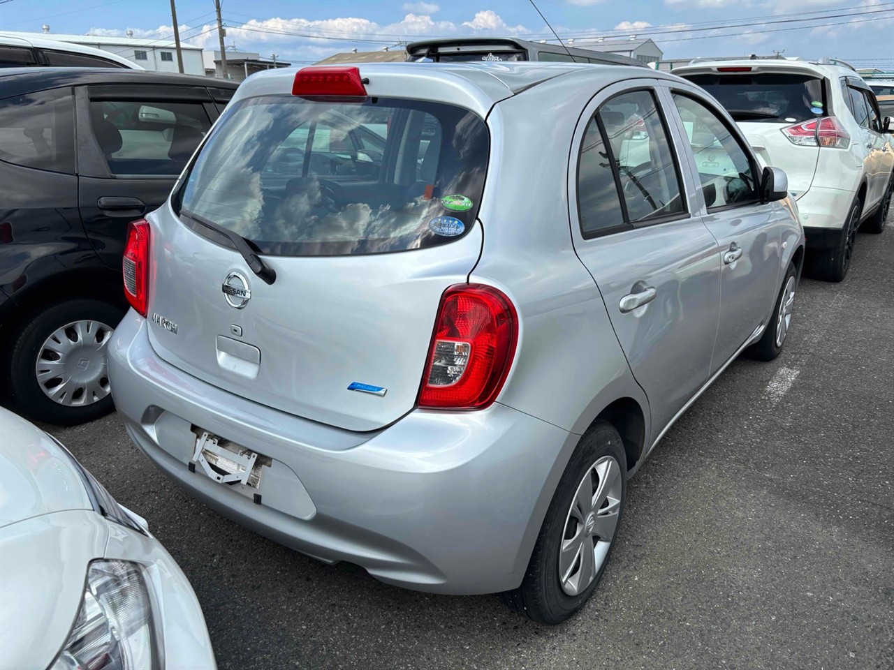 2015 Nissan MARCH