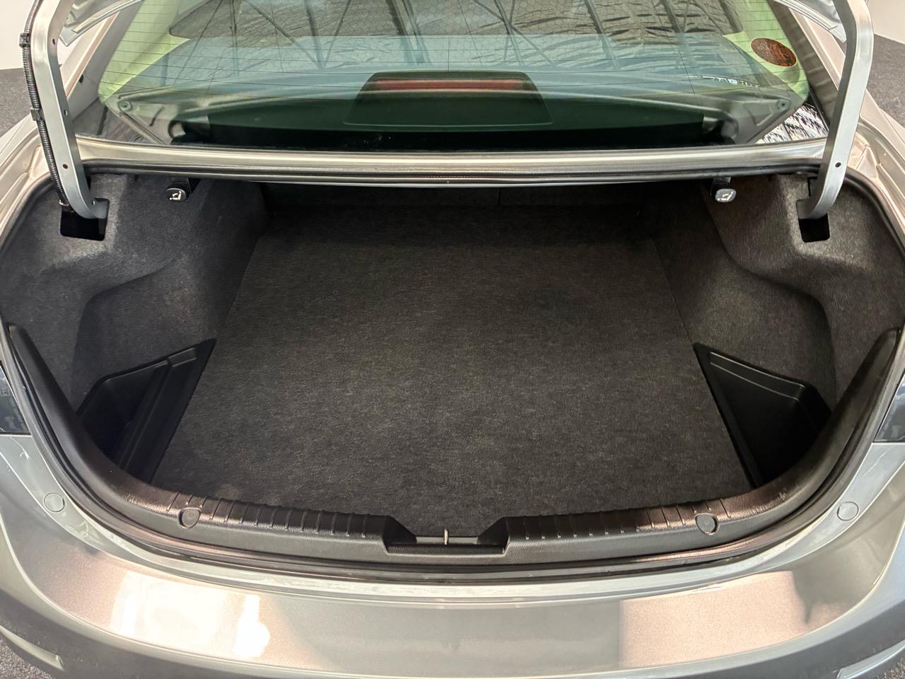 2012 Mazda ATENZA