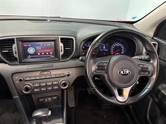 2017 Kia Sportage - Thumbnail