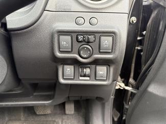 2017 Nissan NOTE - Thumbnail