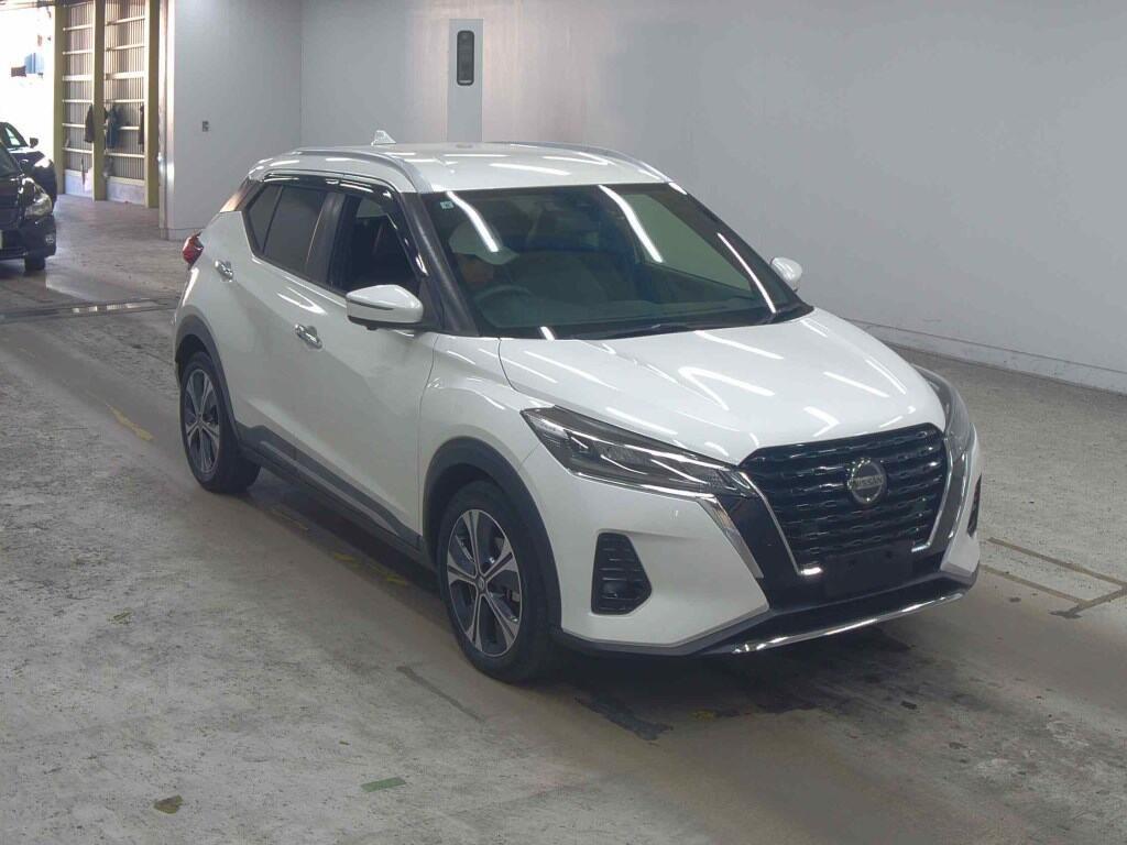 2021 Nissan KICKS