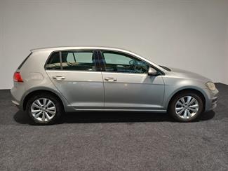 2014 Volkswagen Golf - Thumbnail