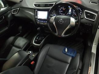 2014 Nissan X-TRAIL - Thumbnail
