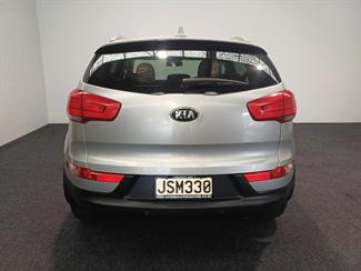 2016 Kia Sportage - Thumbnail