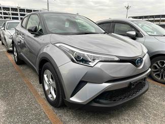 2017 Toyota C-HR - Thumbnail