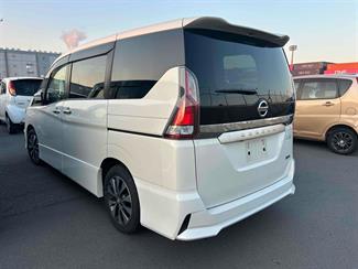 2018 Nissan SERENA - Thumbnail