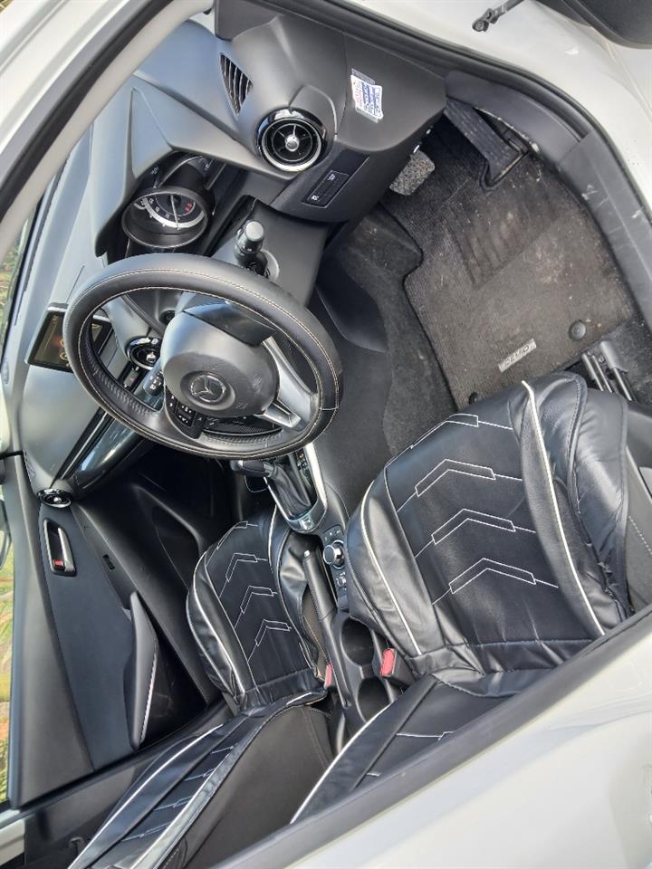 2015 Mazda DEMIO