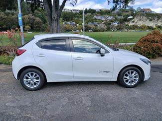 2015 Mazda DEMIO - Thumbnail