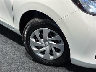2021 Toyota AQUA - Thumbnail