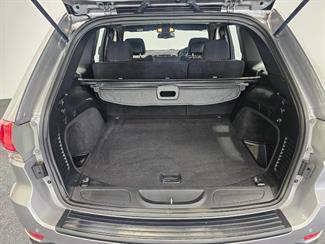 2016 Jeep Grand Cherokee - Thumbnail