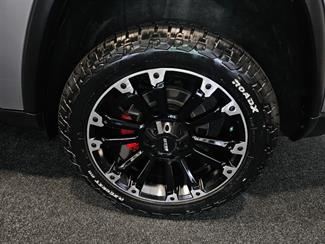 2016 Jeep Grand Cherokee - Thumbnail