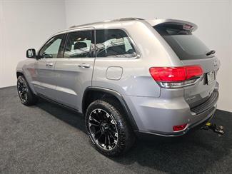 2016 Jeep Grand Cherokee - Thumbnail