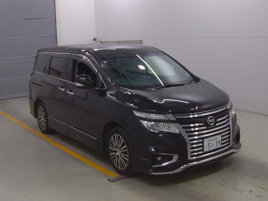 2015 Nissan Elgrand