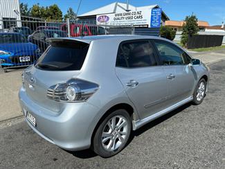 2010 Toyota BLADE - Thumbnail