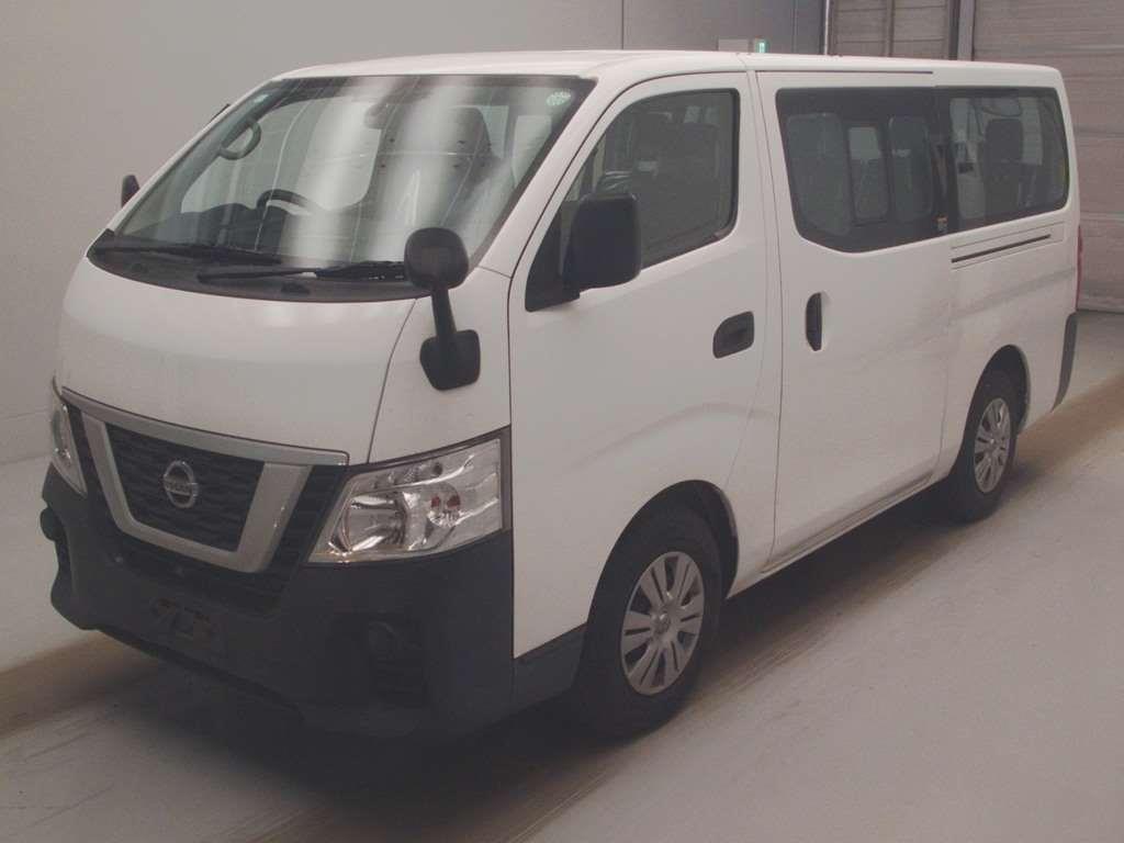 2021 Nissan NV350