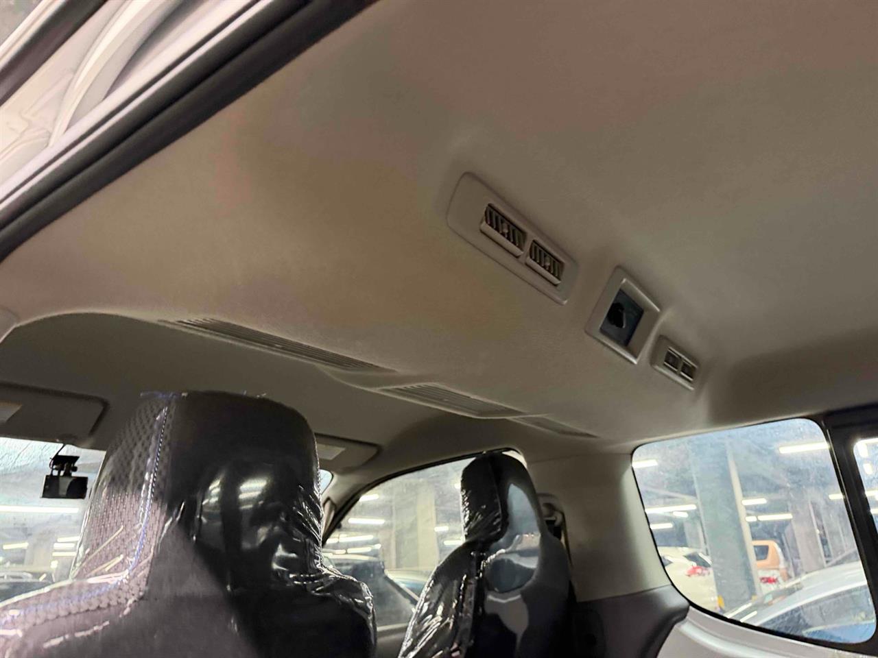 2021 Nissan NV350