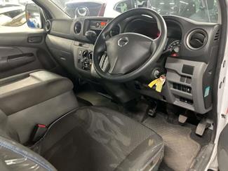 2021 Nissan NV350 - Thumbnail
