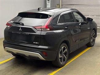2021 Mitsubishi ECLIPSE - Thumbnail