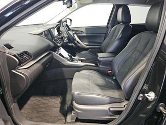 2021 Mitsubishi ECLIPSE - Thumbnail