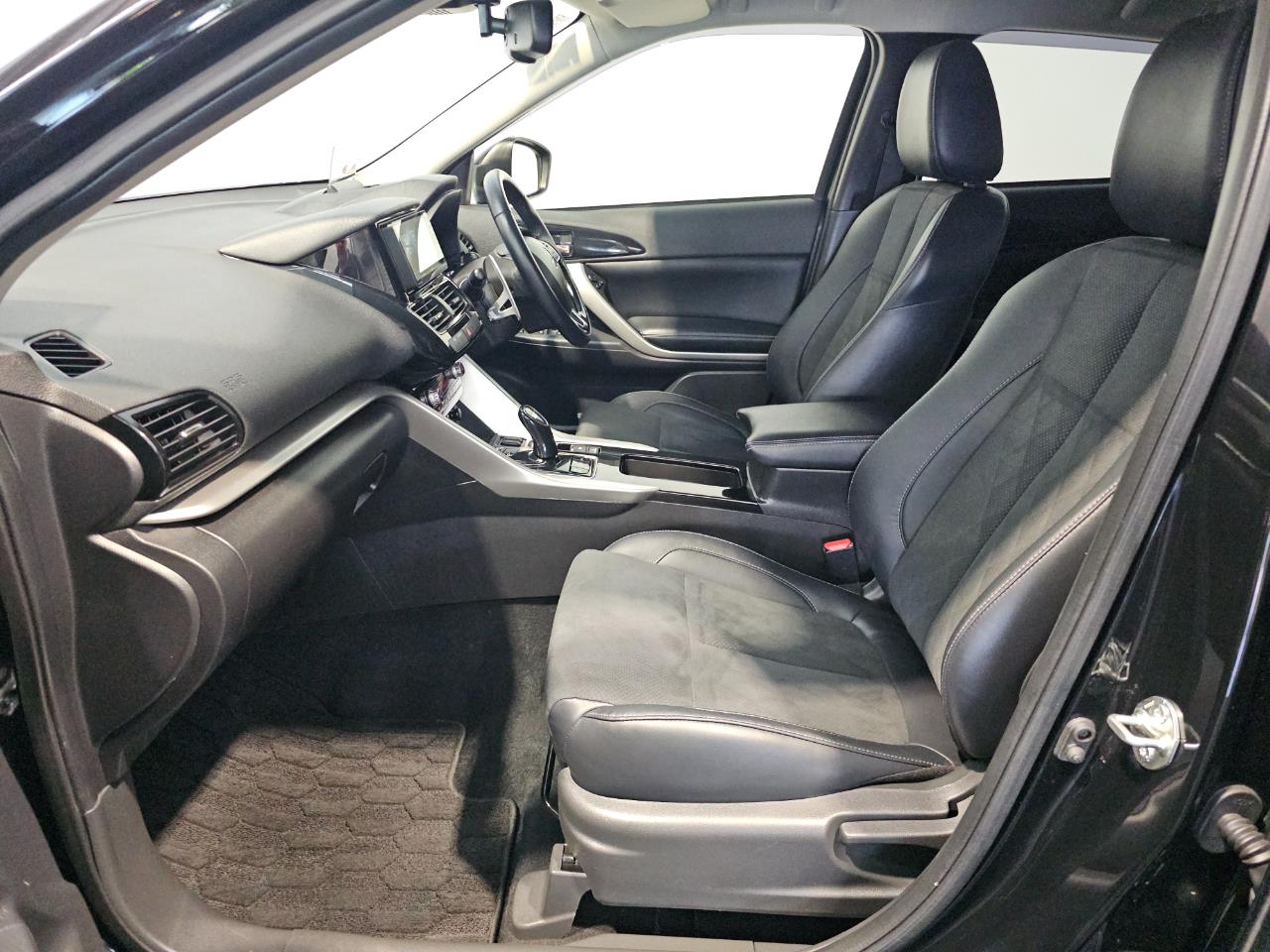 2021 Mitsubishi ECLIPSE