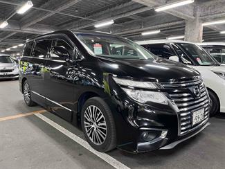 2017 Nissan Elgrand