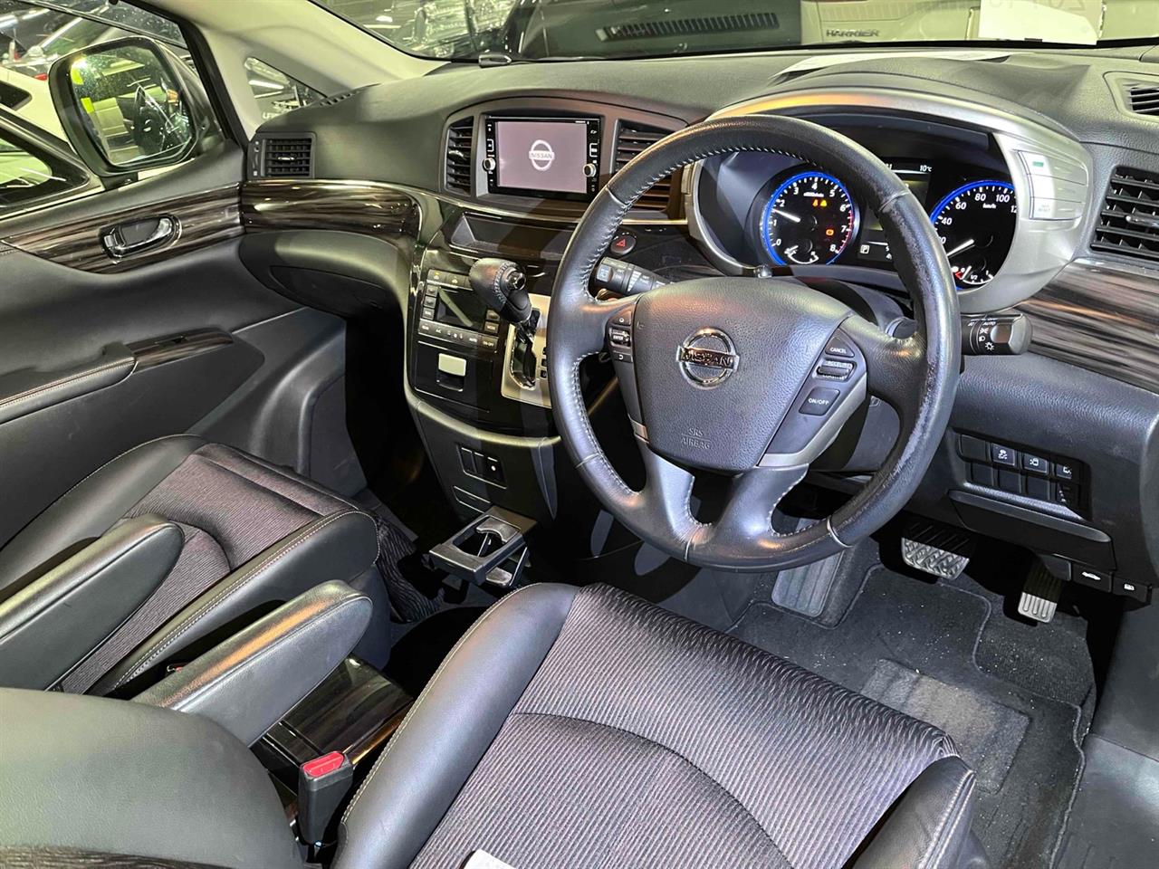 2017 Nissan Elgrand