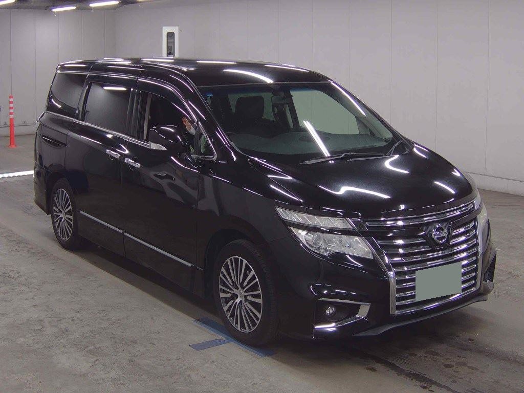 2017 Nissan Elgrand
