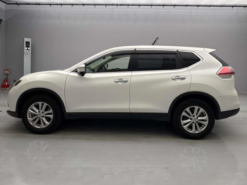 2017 Nissan X-TRAIL