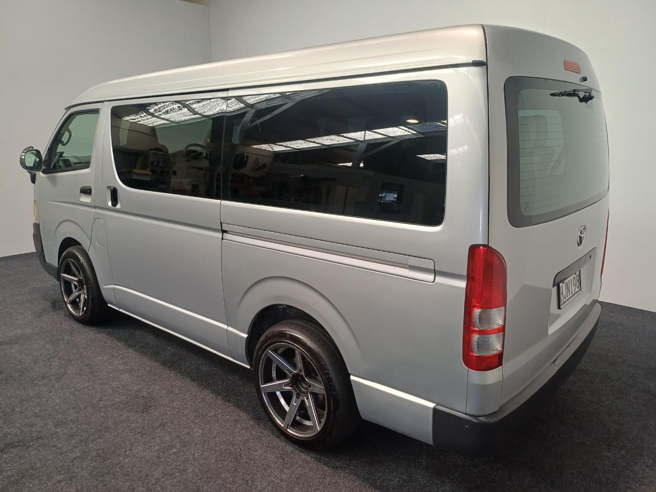2008 Toyota Hiace