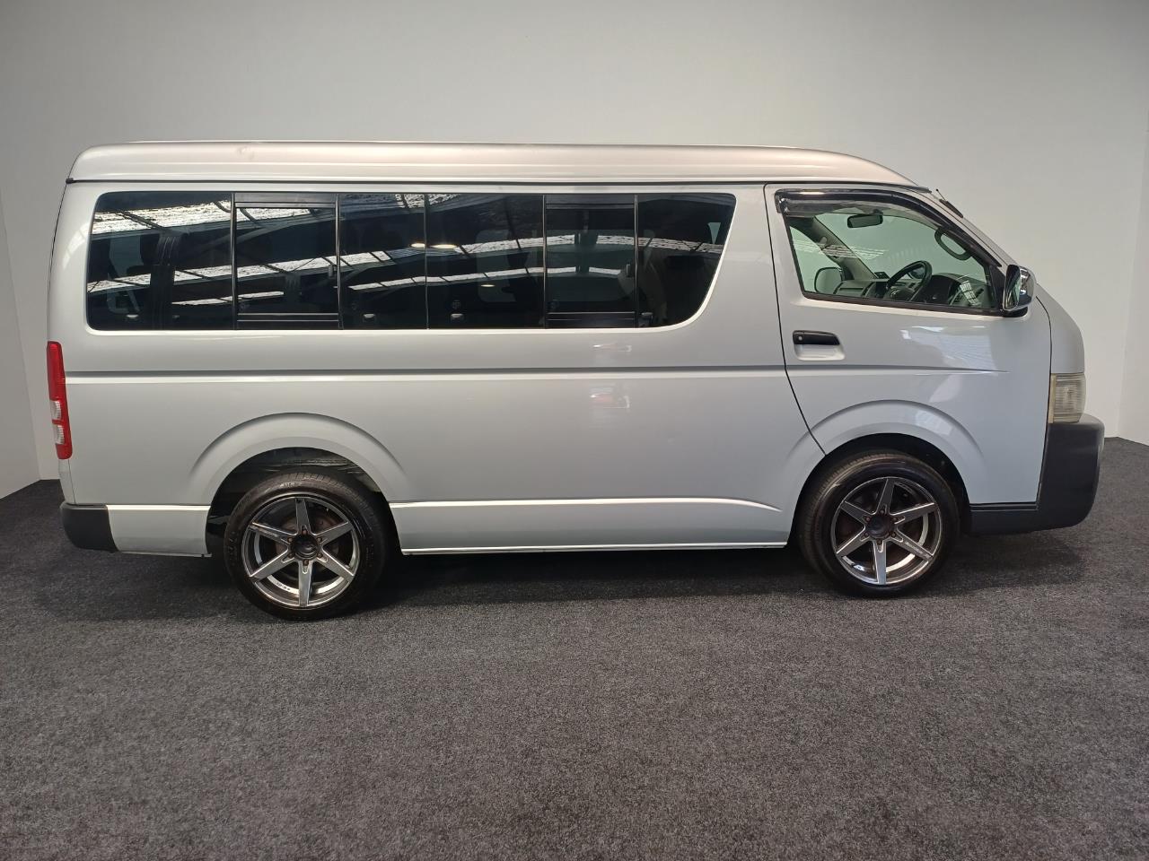 2008 Toyota Hiace