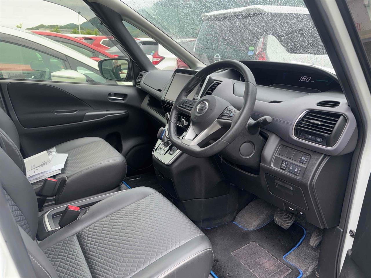 2020 Nissan SERENA