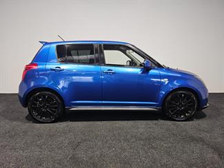 2007 Suzuki Swift - Thumbnail