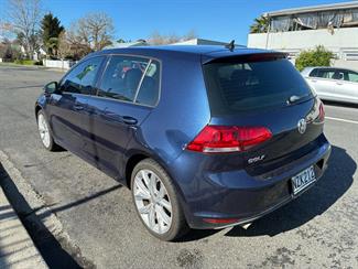 2014 Volkswagen Golf - Thumbnail
