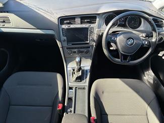 2014 Volkswagen Golf - Thumbnail
