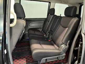 2013 Nissan SERENA - Thumbnail