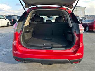 2015 Nissan X-TRAIL - Thumbnail