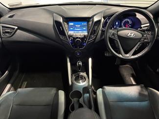 2017 Hyundai Veloster - Thumbnail