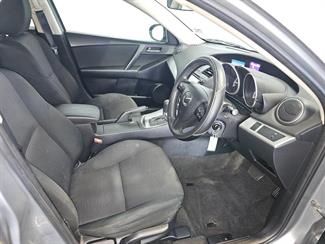 2013 Mazda AXELA - Thumbnail