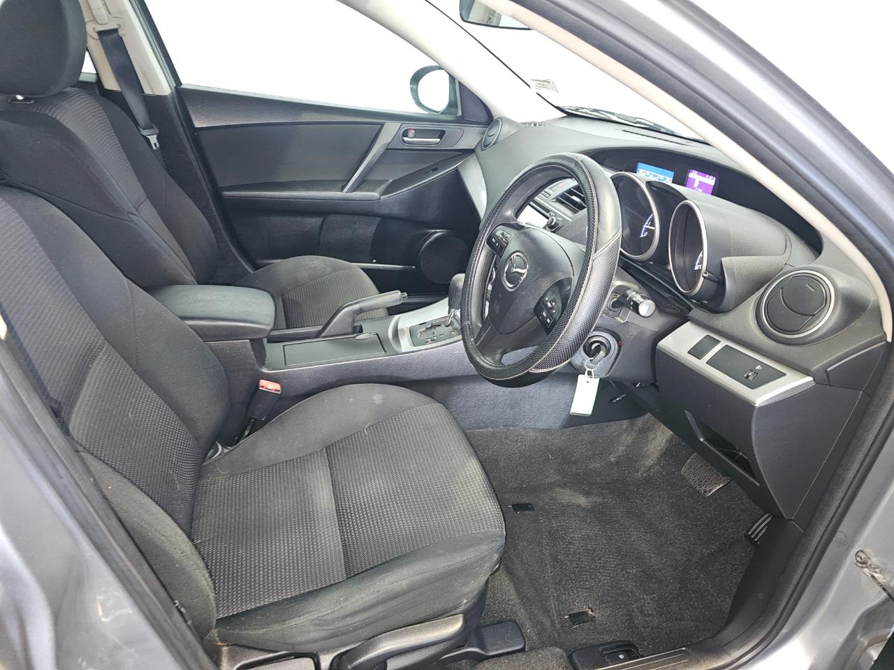 2013 Mazda AXELA