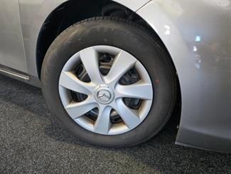 2013 Mazda AXELA - Thumbnail