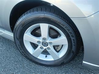 2015 Nissan LAFESTA - Thumbnail
